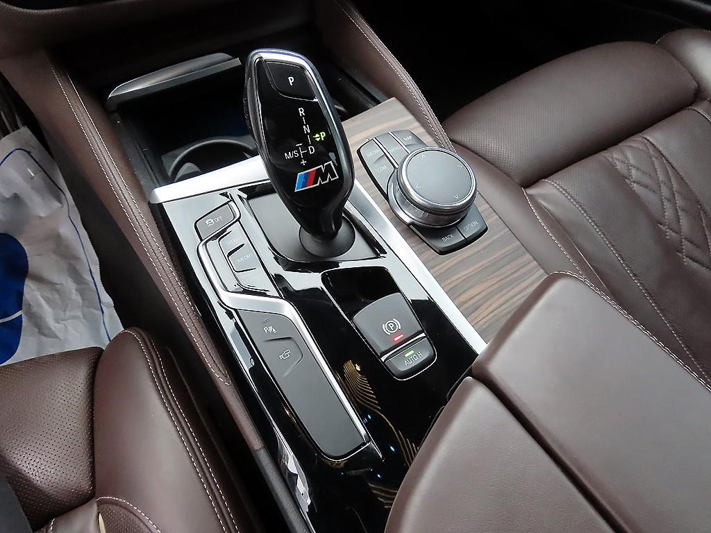 BMW 5 Series - Vista 11