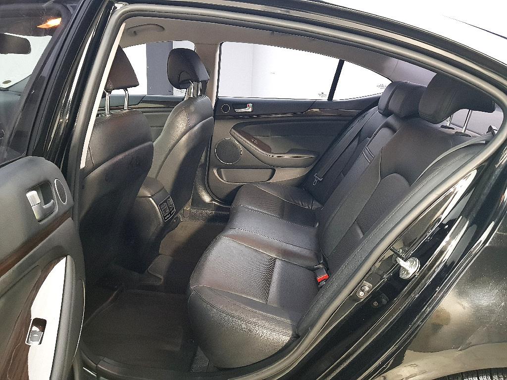 KIA K7 - Vista 9