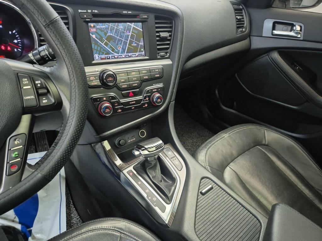 KIA K5 - Vista 10