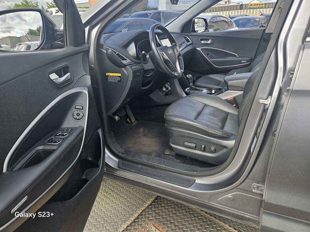 HYUNDAI Santa Fe - Vista 8