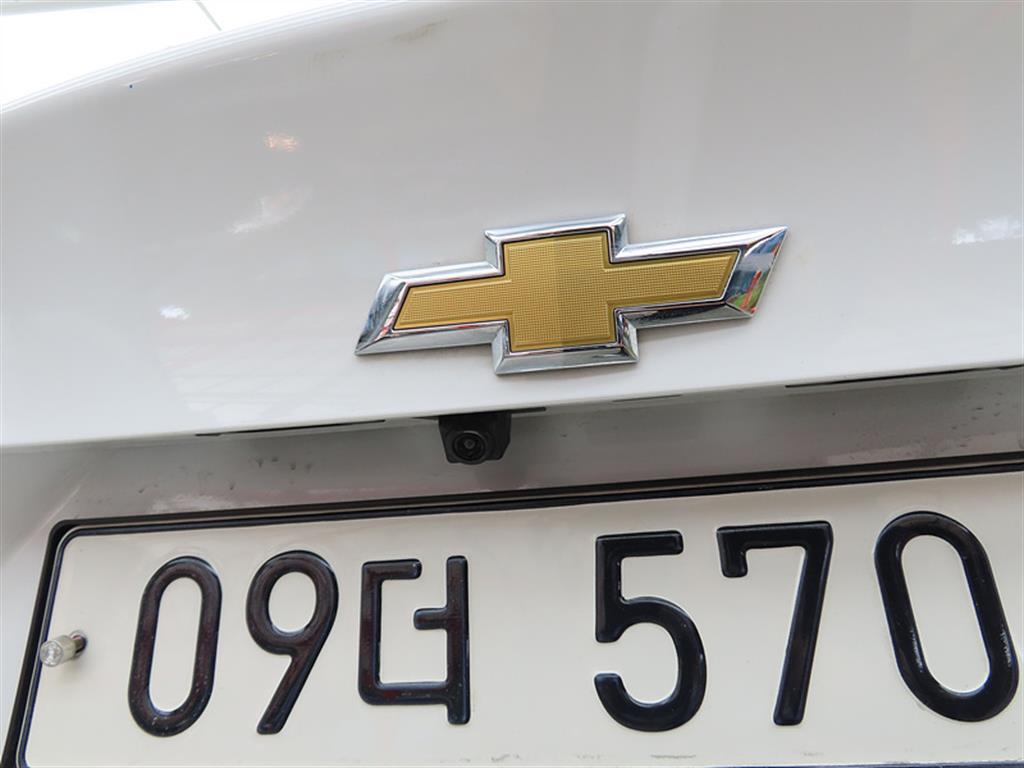 Chevrolet Malibu 2018 Blanco - Importación desde Corea - HF Imports Iquique - Foto 16