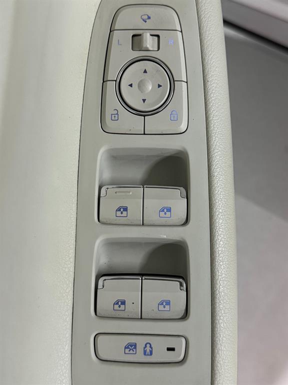 HYUNDAI Grandeur 2023 Blanco - Importación desde Corea - HF Imports Iquique - Foto 16