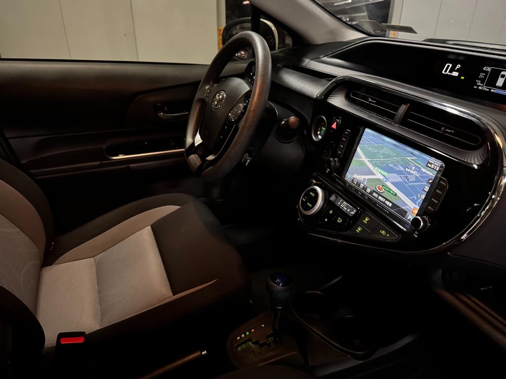 Toyota Prius 2019 Blanco - Importación desde Corea - HF Imports Iquique - Foto 13