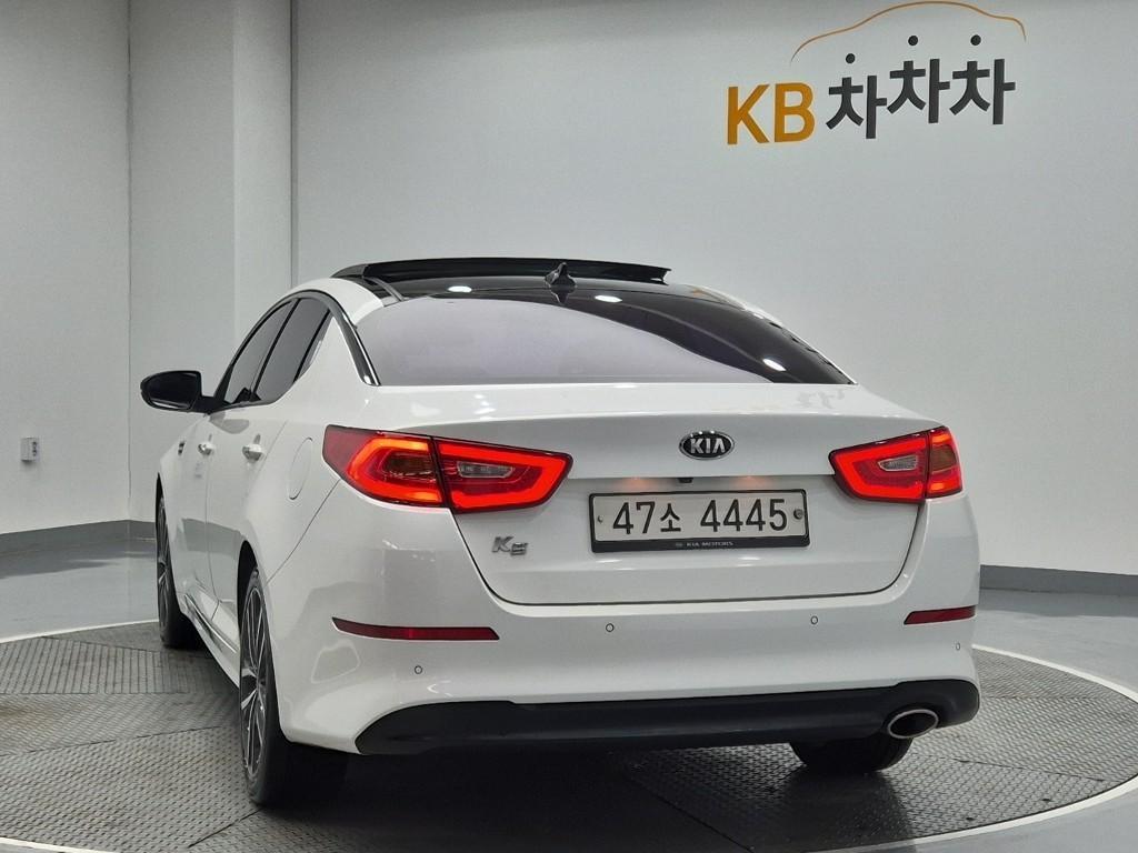 KIA K5 - Vista 3
