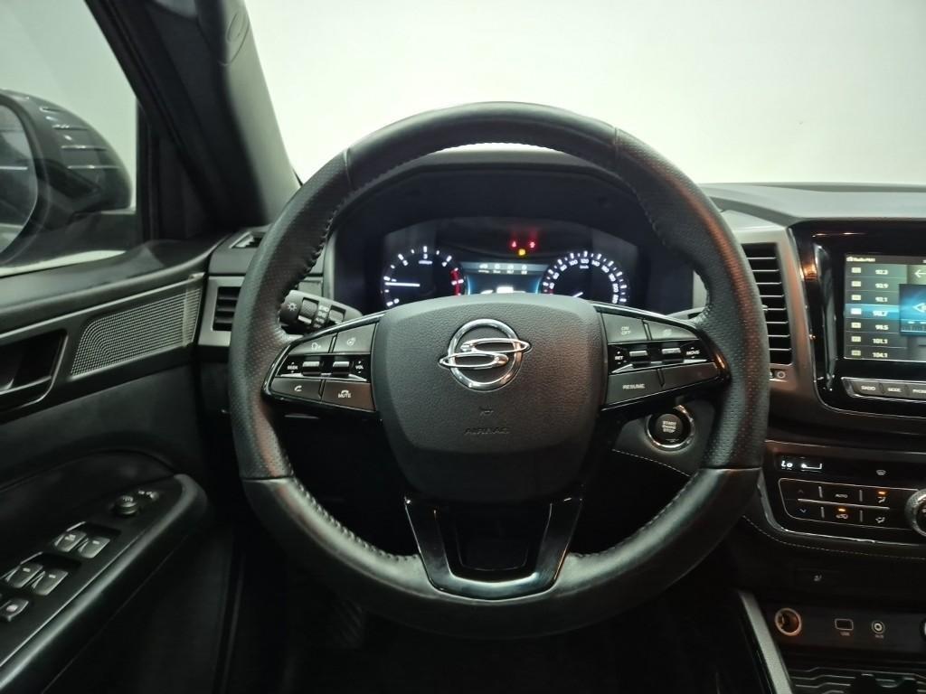 Ssangyong Rexton - Vista 9