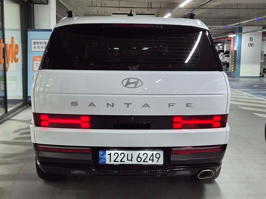 HYUNDAI Santa Fe - Vista 5