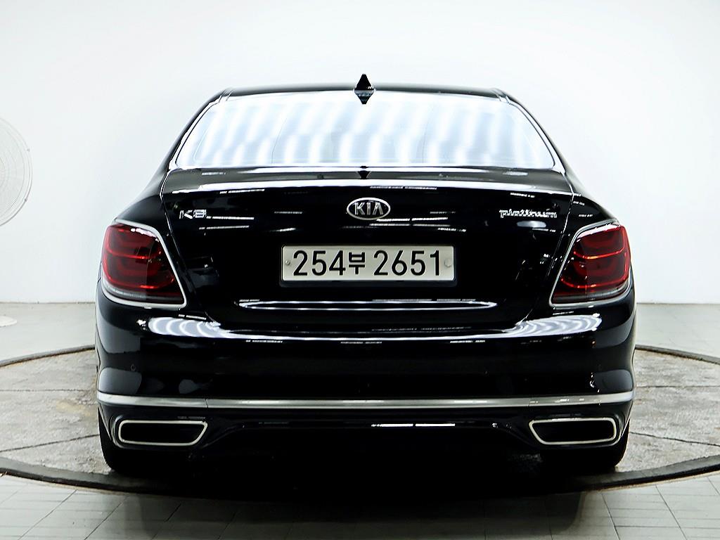 KIA K9 - Vista 5