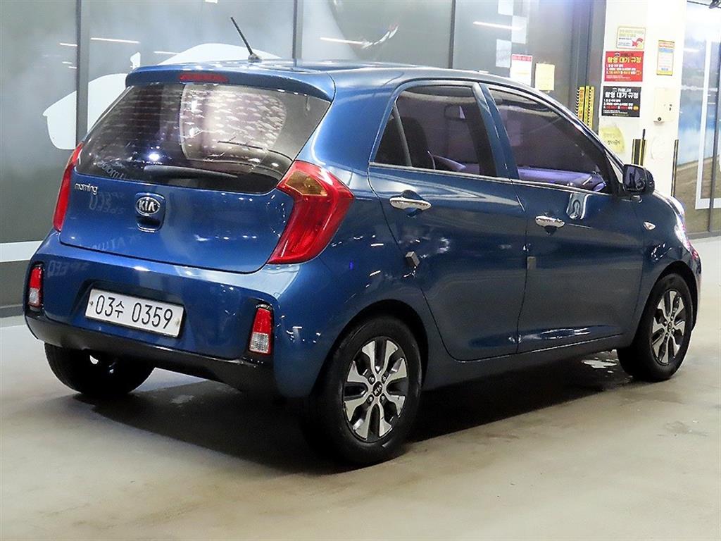 KIA Morning - Vista 4