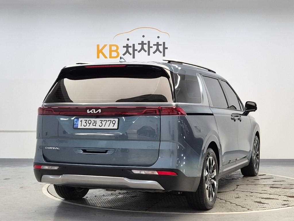 KIA Carnival - Vista 3