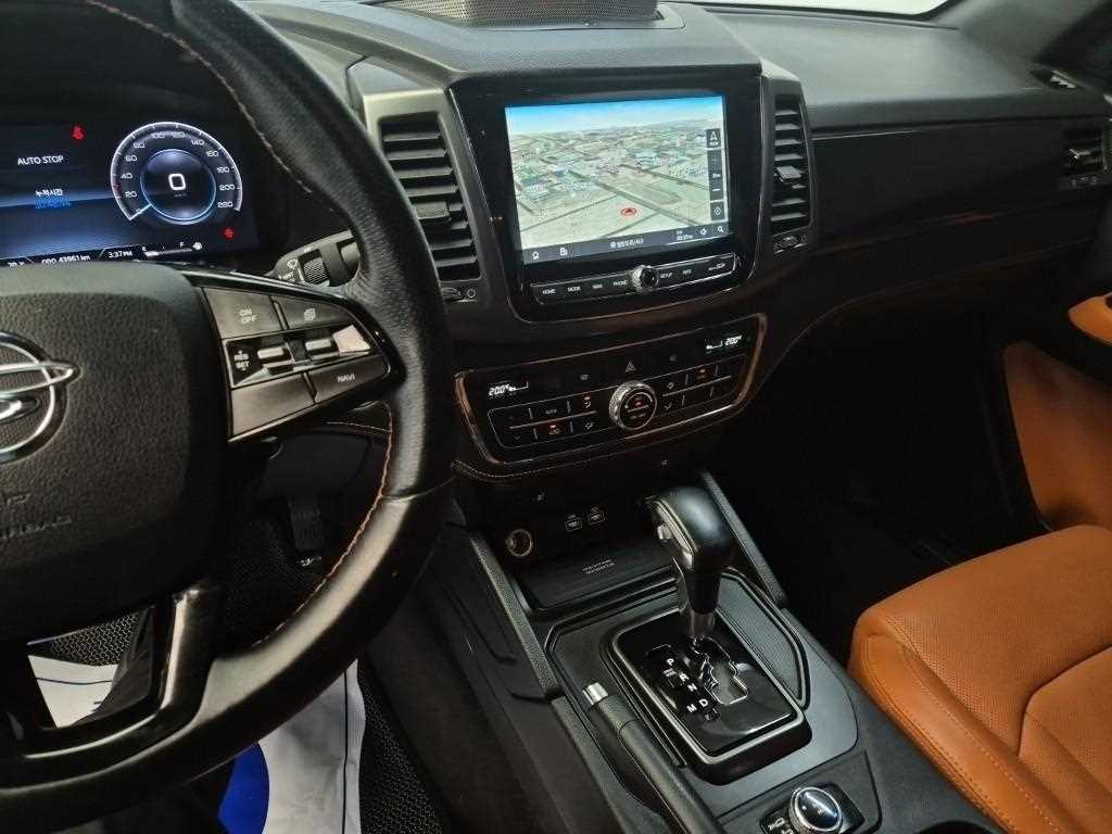 Ssangyong Rexton - Vista 10