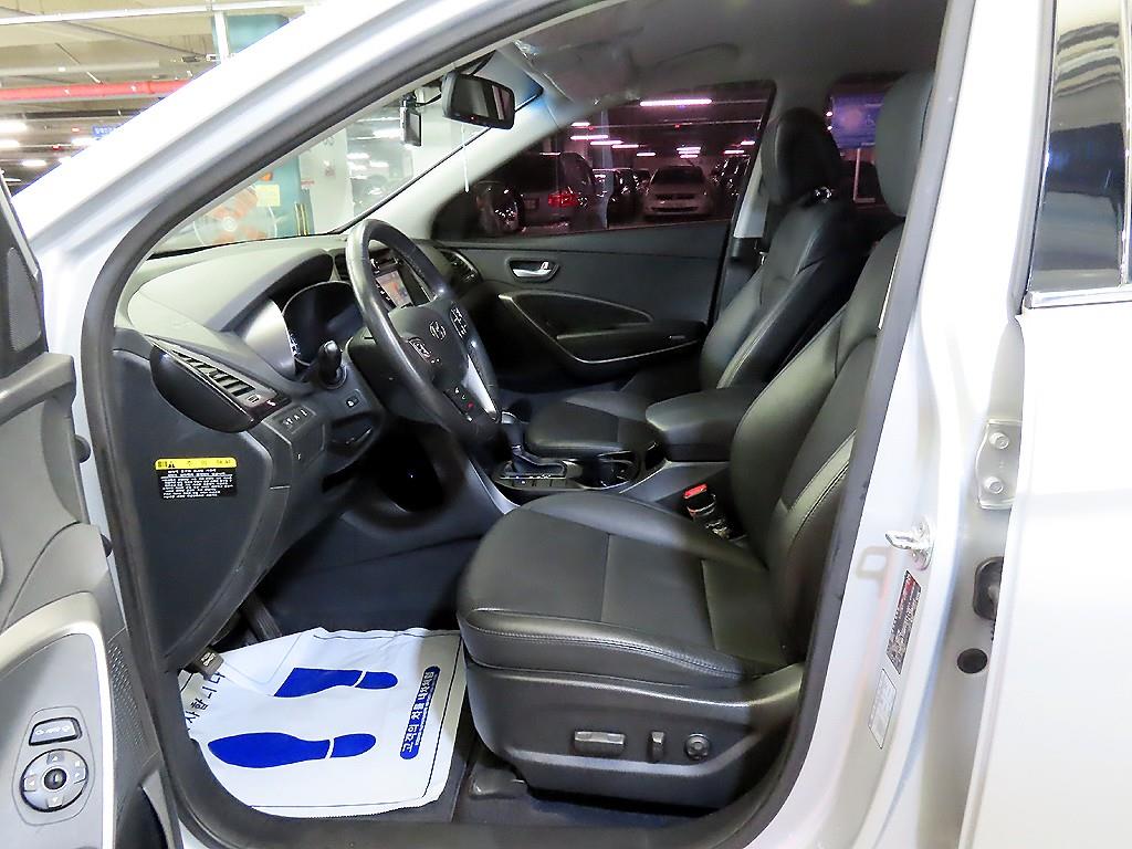 HYUNDAI Santa Fe - Vista 6