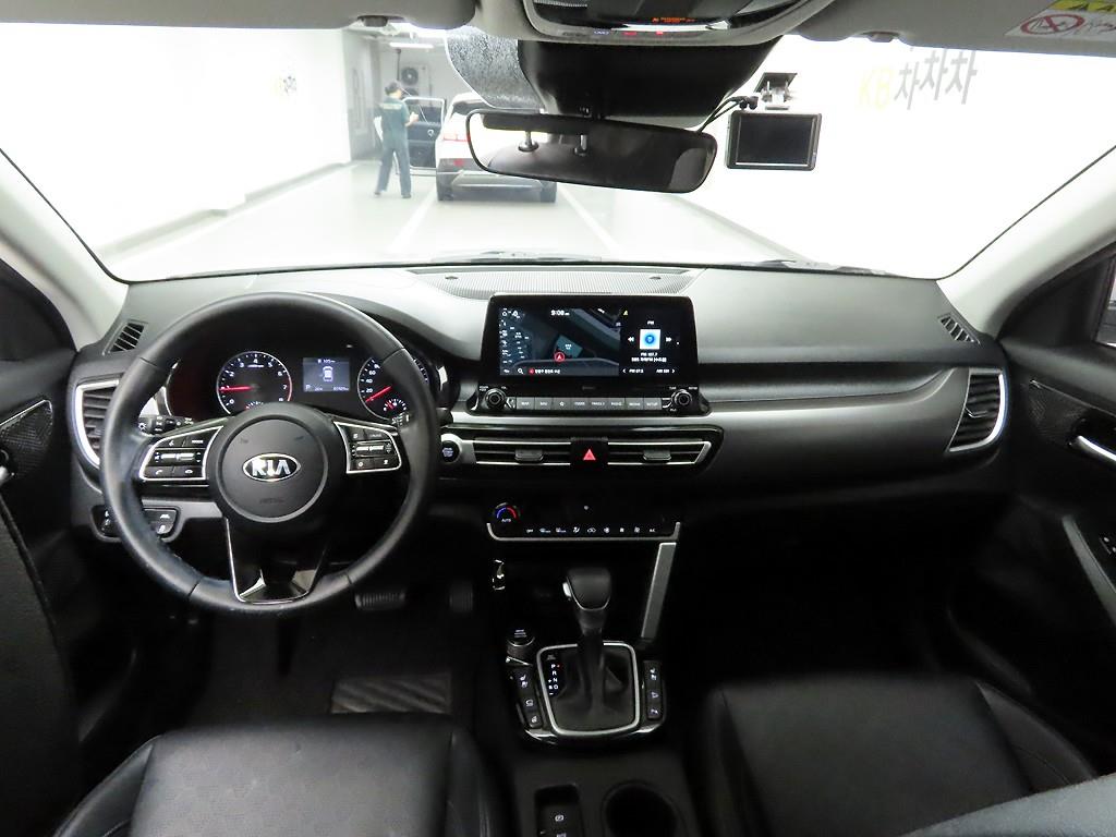 KIA Seltos - Vista 7