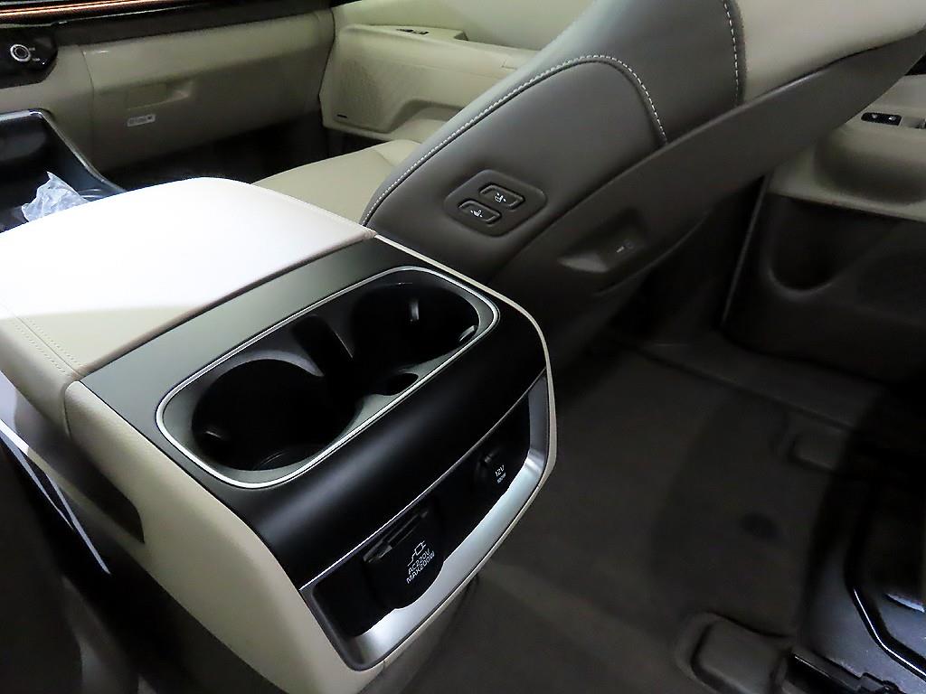 KIA Carnival 2025 Blanco - Importación desde Corea - HF Imports Iquique - Foto 14