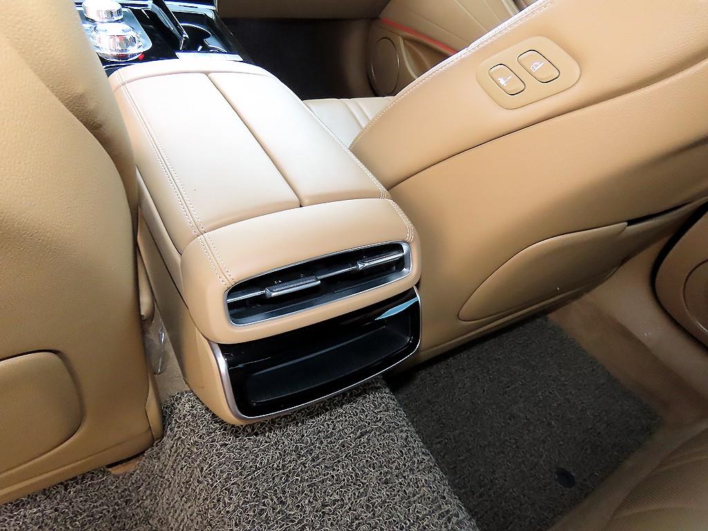 Genesis G80 2025 Negro - Importación desde Corea - HF Imports Iquique - Foto 16