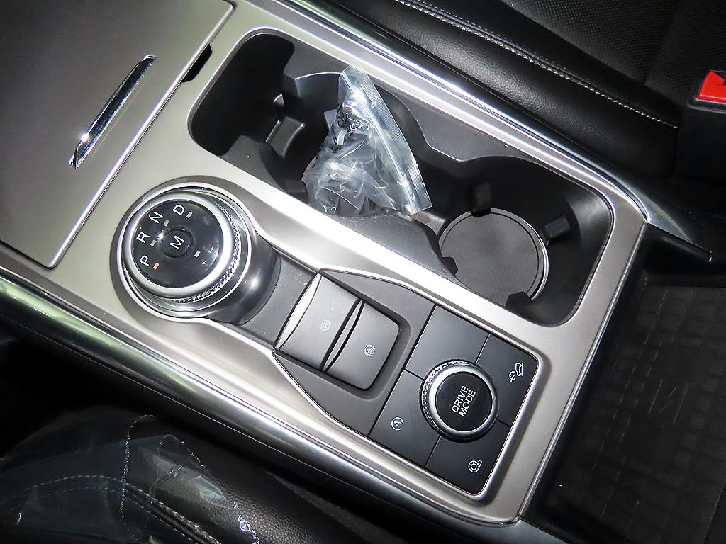 Ford Explorer - Vista 12