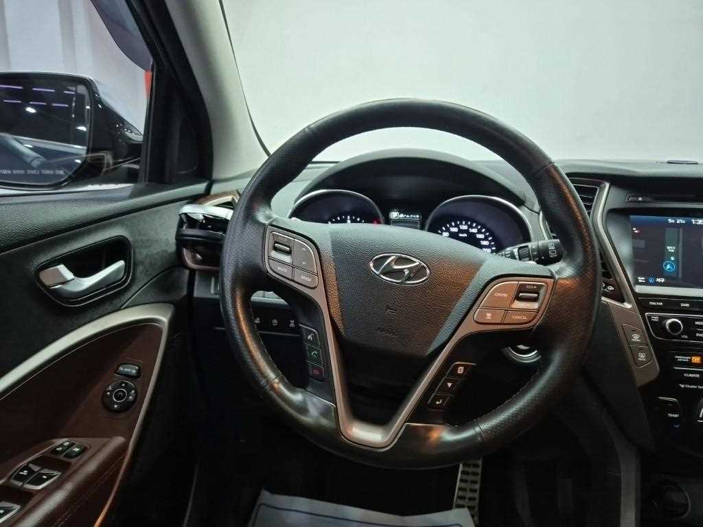 HYUNDAI Santa Fe - Vista 9