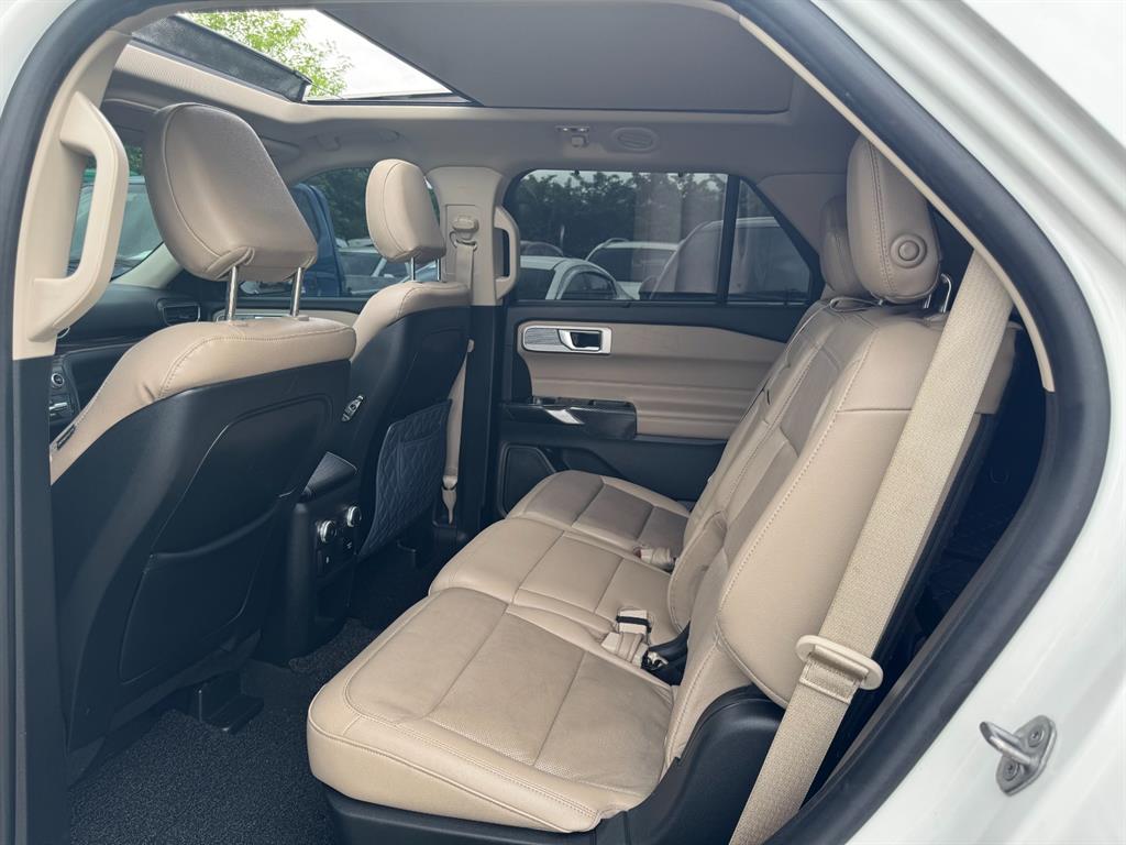 Ford Explorer - Vista 9