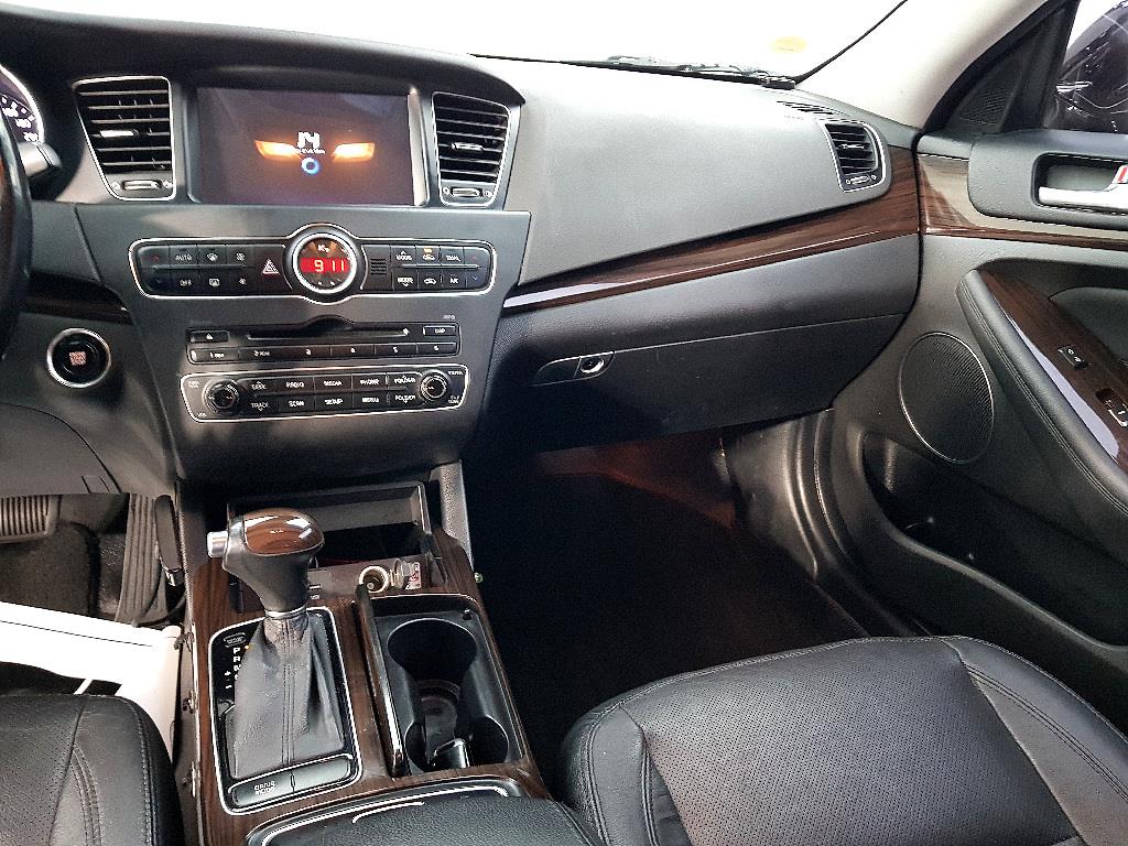 KIA K7 - Vista 10