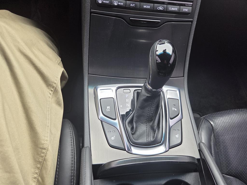 HYUNDAI Grandeur - Vista 8