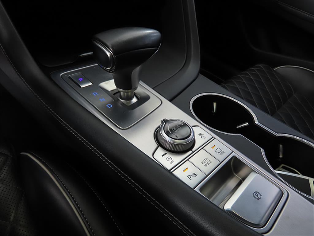 Genesis G70 - Vista 11