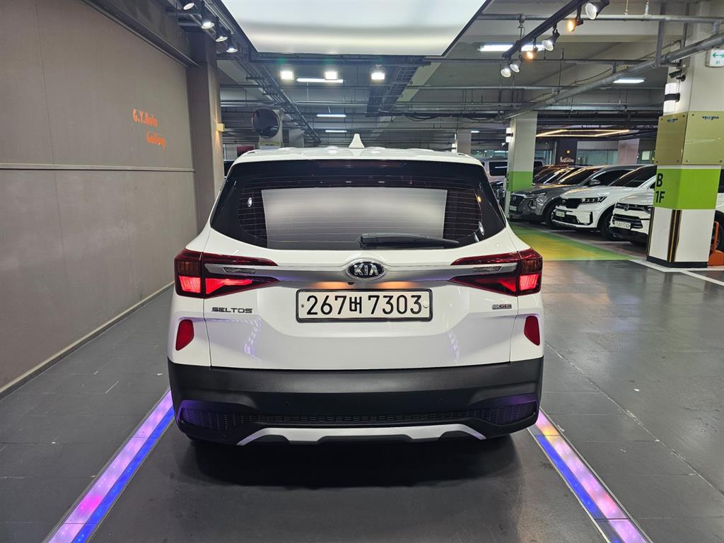 KIA Seltos 2020 Blanco - Importación desde Corea - HF Imports Iquique - Foto 13