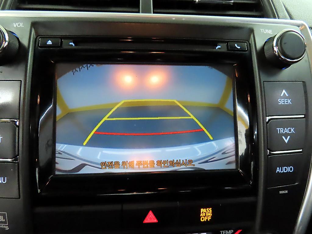 Toyota Camry 2016 Blanco - Importación desde Corea - HF Imports Iquique - Foto 14