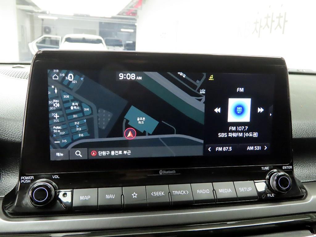 KIA Seltos - Vista 8