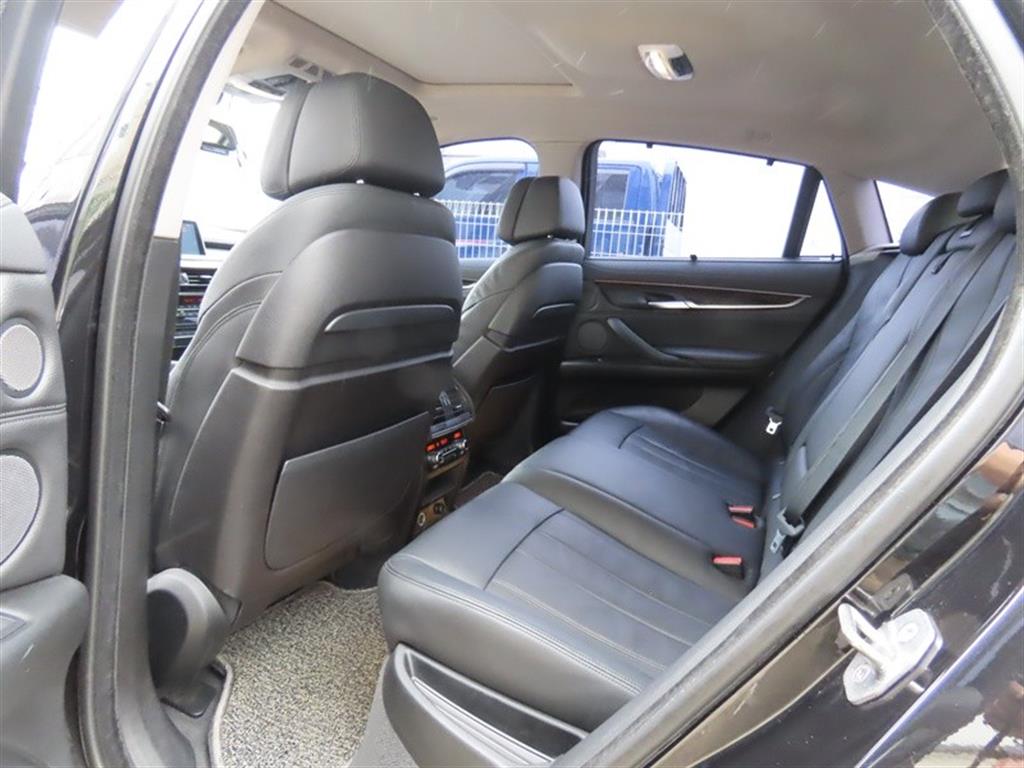 BMW X6 2016 Negro - Importación desde Corea - HF Imports Iquique - Foto 8