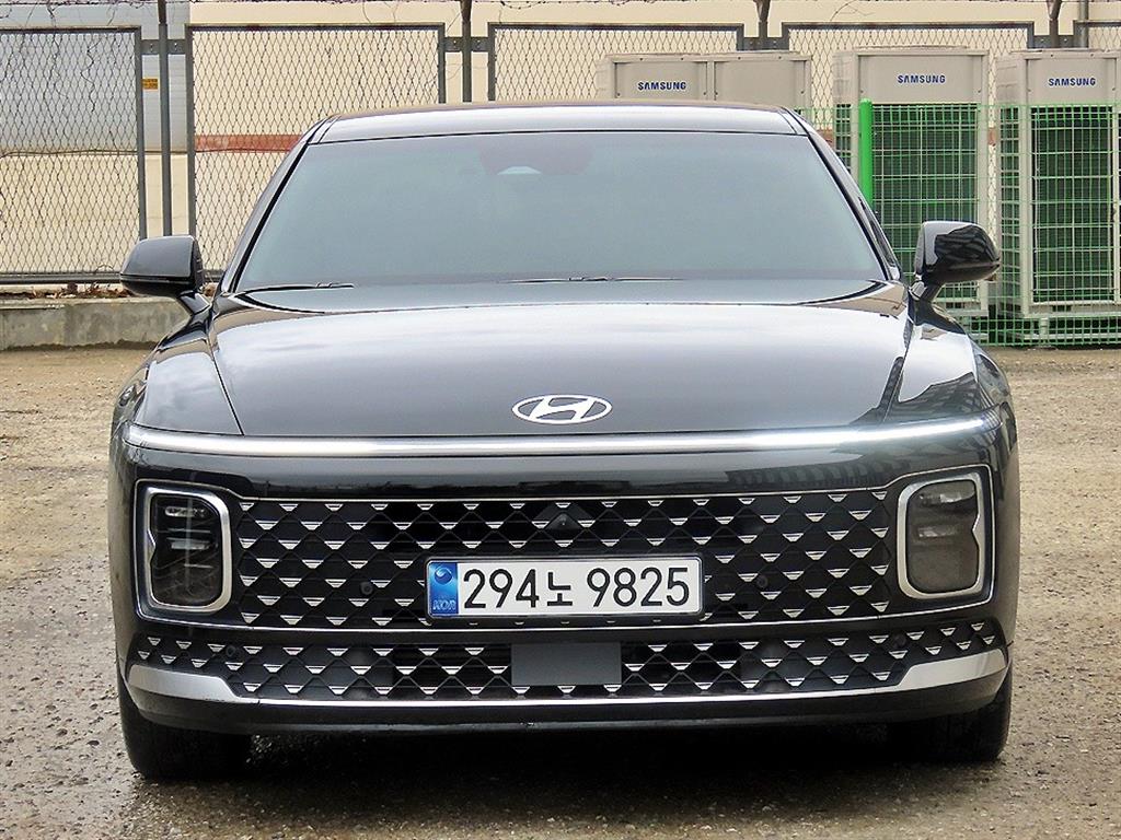 HYUNDAI Grandeur 2023 Negro - Importación desde Corea - HF Imports Iquique - Foto 1