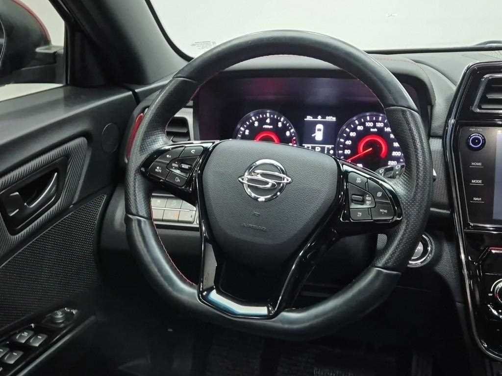 Ssangyong Tivoli - Vista 9