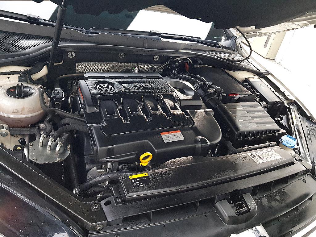 Volkswagen Golf - Vista 6