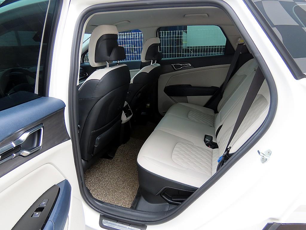 KIA Sportage - Vista 6