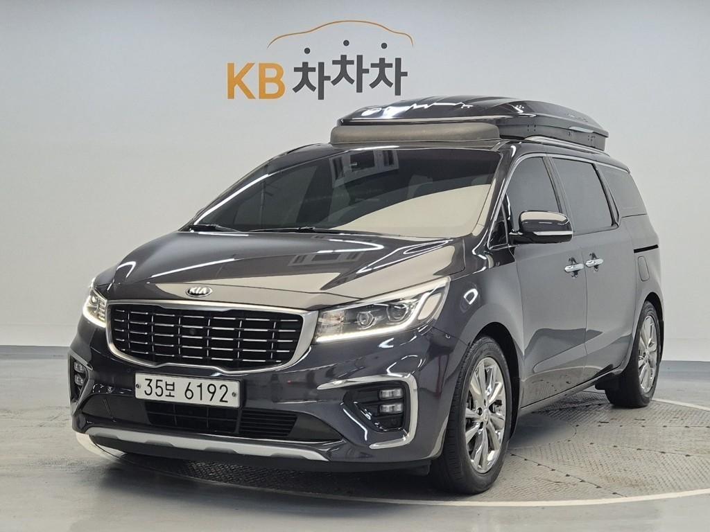 KIA Carnival 2019 Negro - Importación desde Corea - HF Imports Iquique - Foto 1