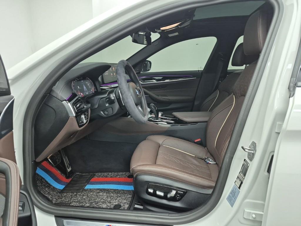 BMW 5 Series - Vista 11