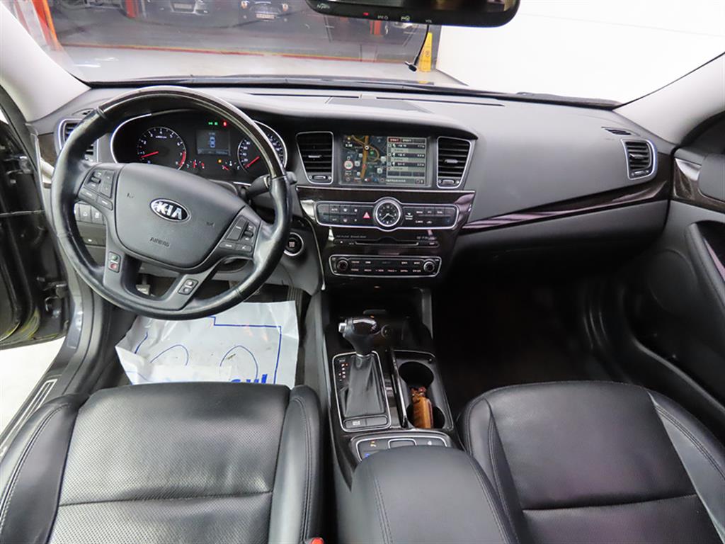 KIA K7 - Vista 7
