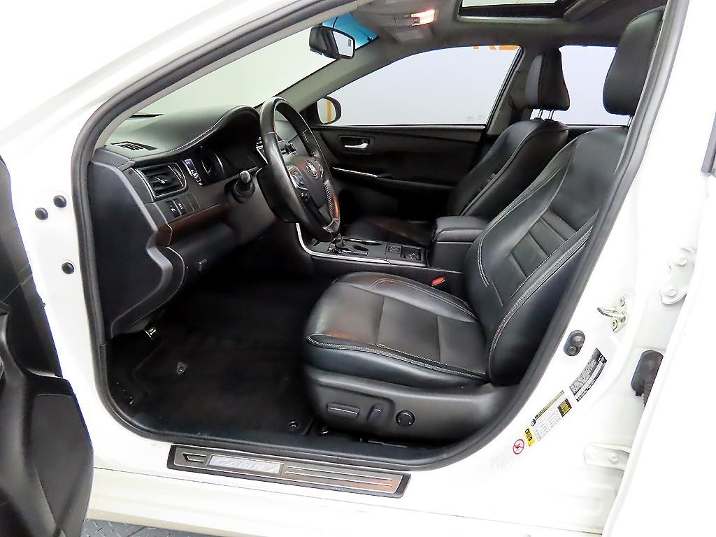 Toyota Camry - Vista 5