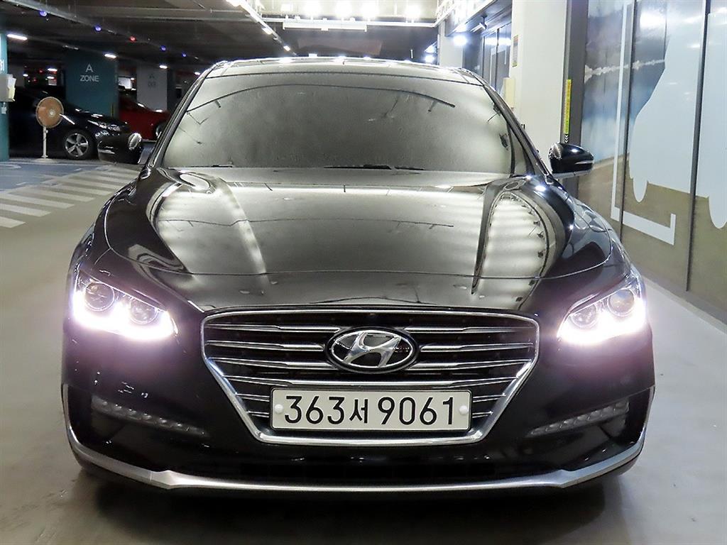 HYUNDAI Grandeur - Vista 2