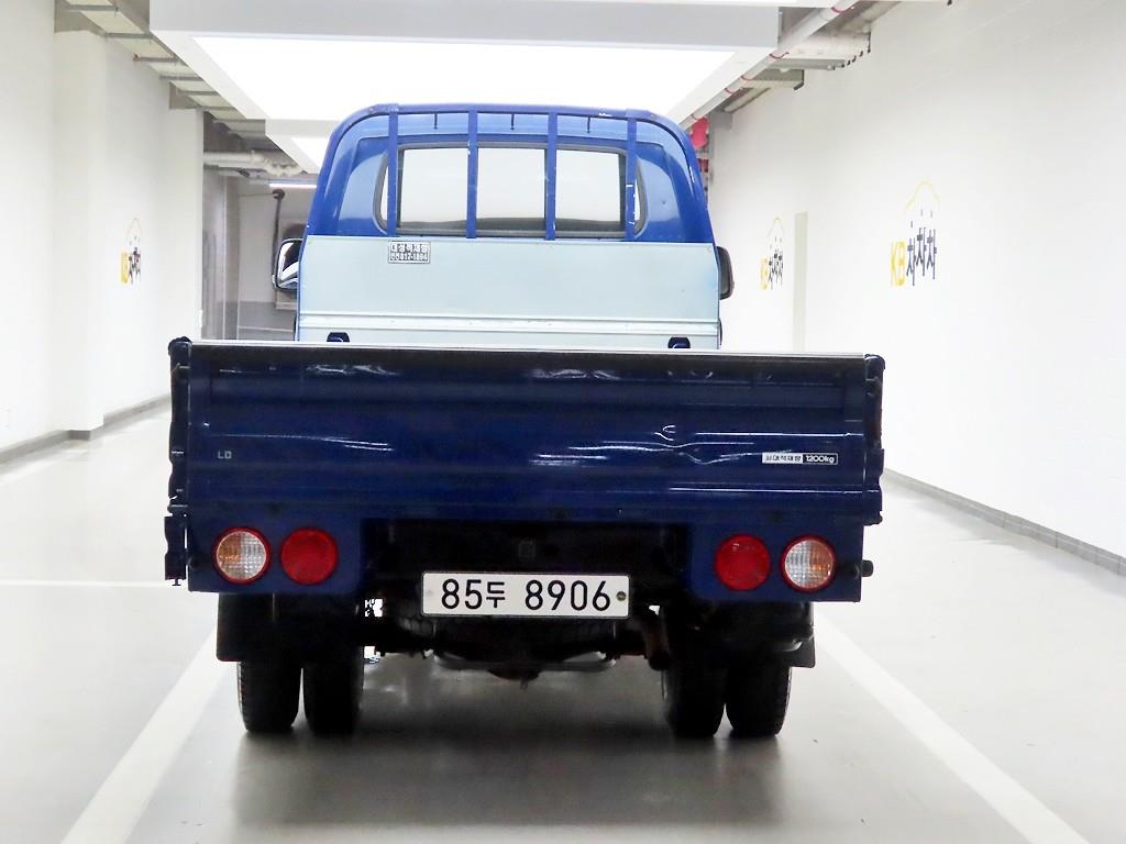 Small Truck Cargo (small) - Vista 4