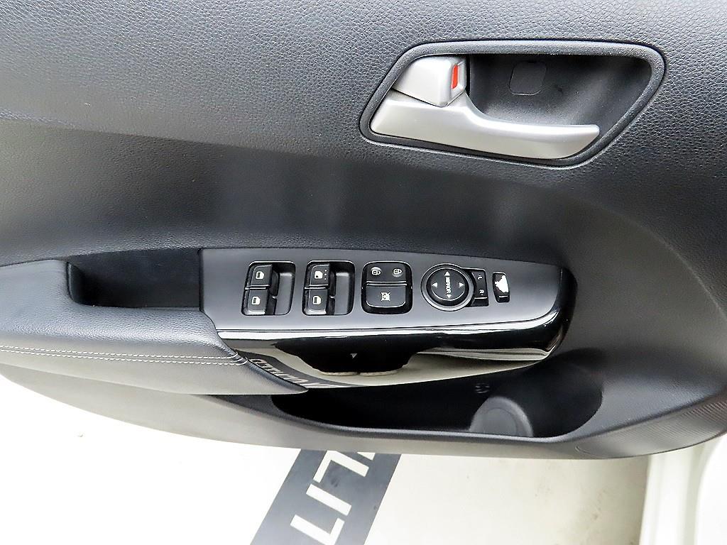 KIA Morning - Vista 11