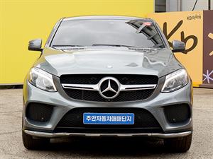 Mercedes Benz GLE Class - Vista 2