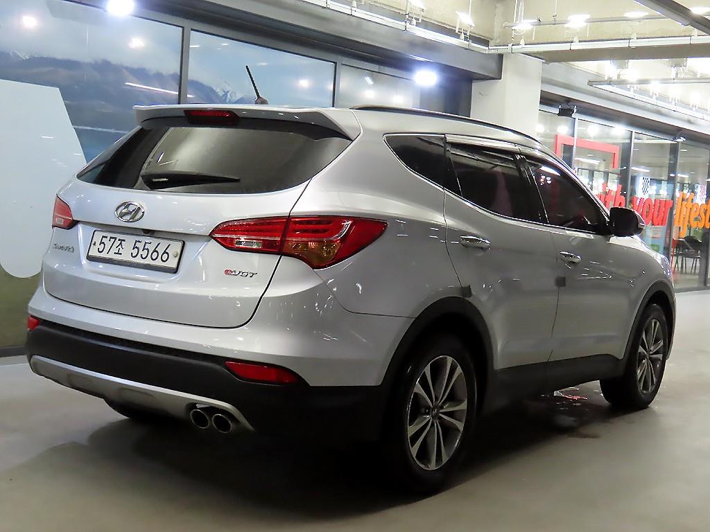 HYUNDAI Santa Fe - Vista 4