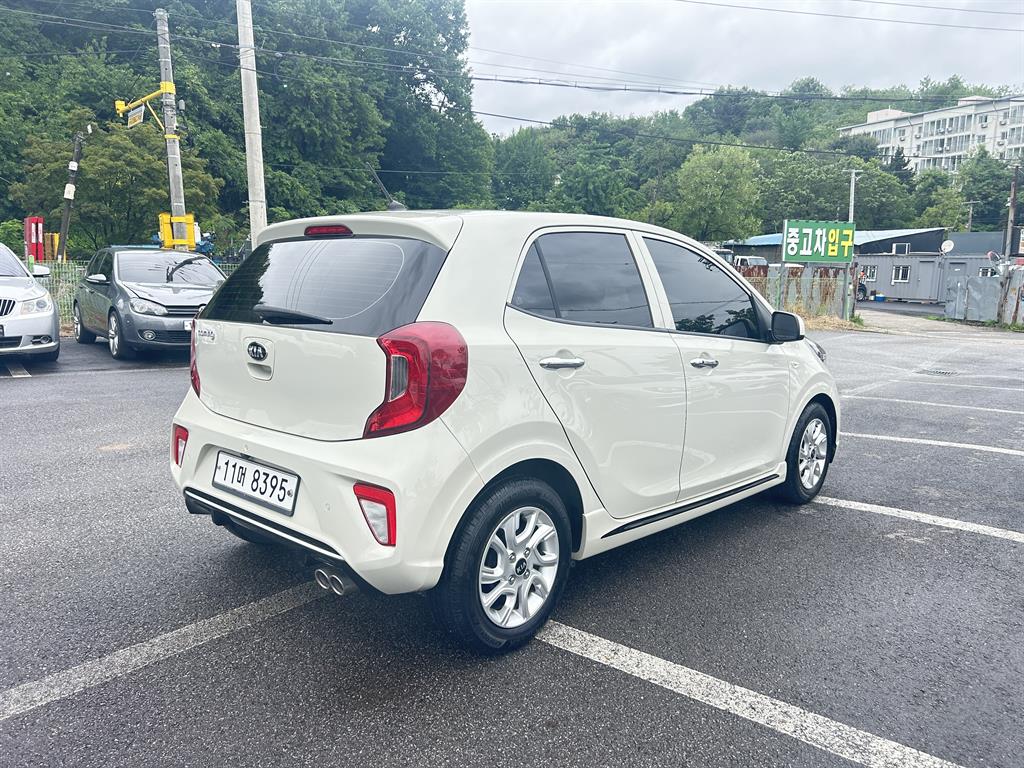 KIA Morning - Vista 4