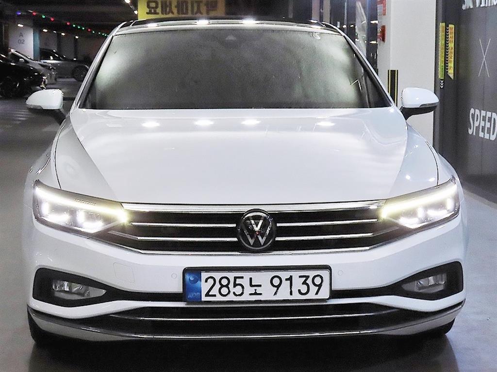 Volkswagen Passat - Vista 2