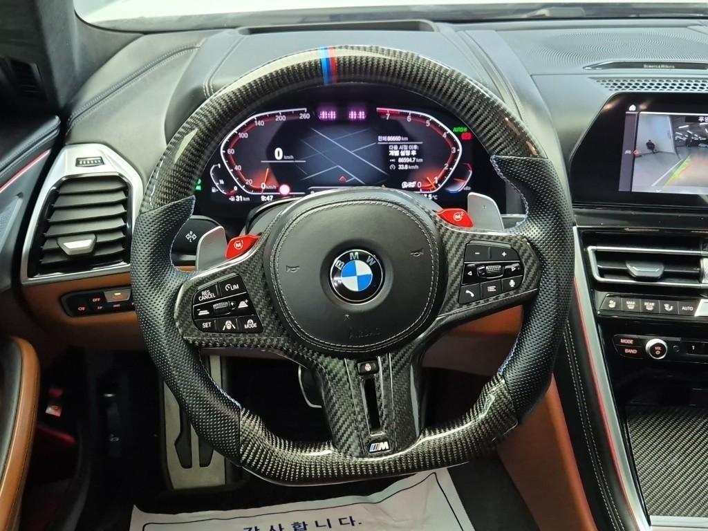 BMW 8 Series - Vista 9