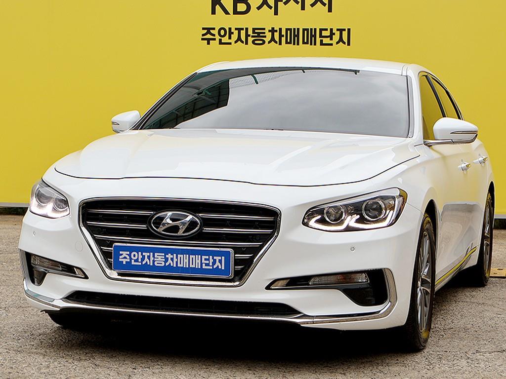 HYUNDAI Grandeur - Vista 3