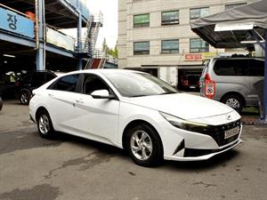 HYUNDAI Avante - Vista 4