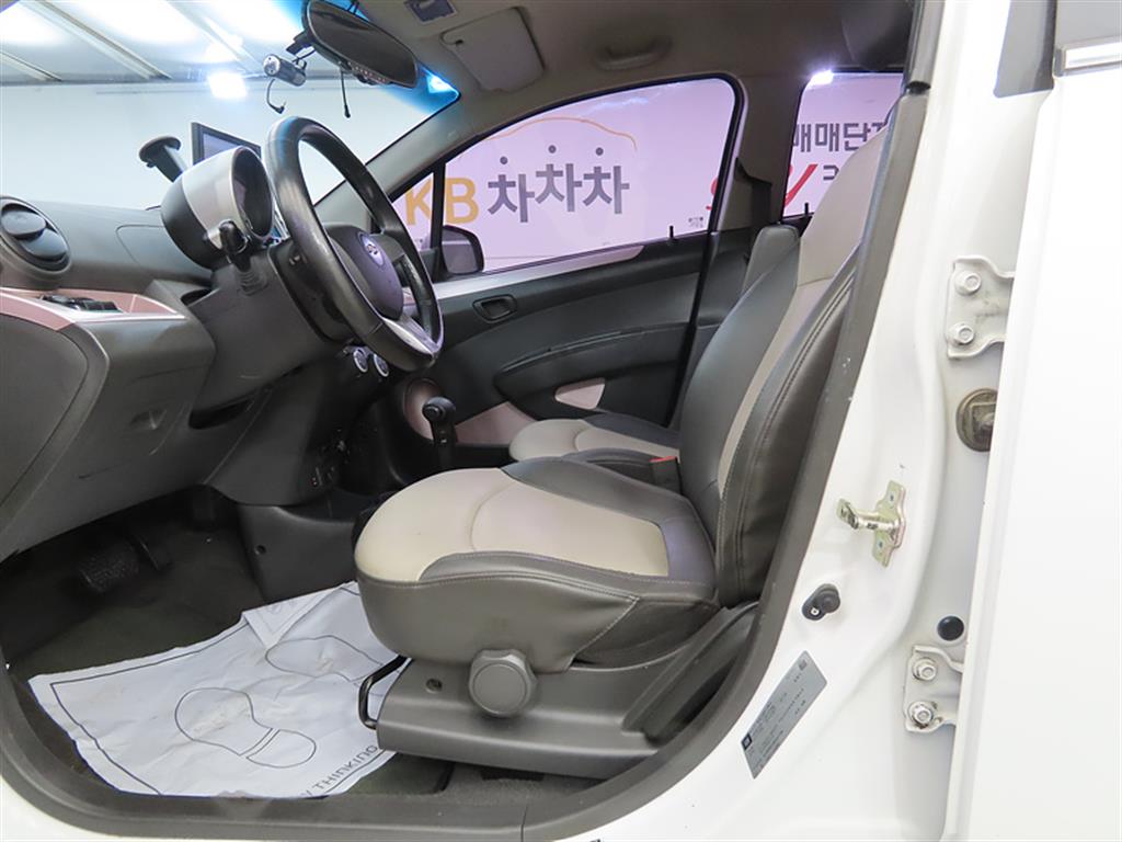 Chevrolet Spark - Vista 5