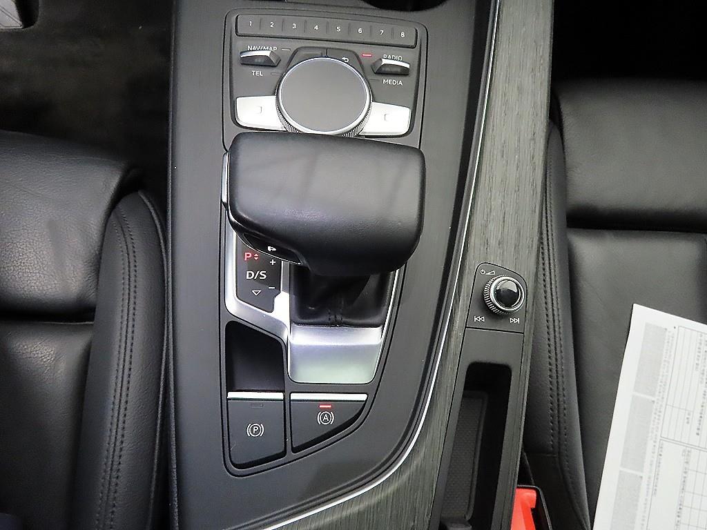 Audi A4 - Vista 10