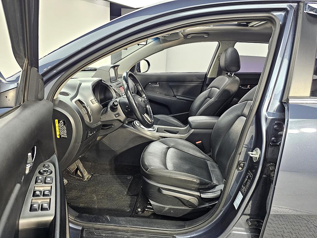 KIA Sportage - Vista 8