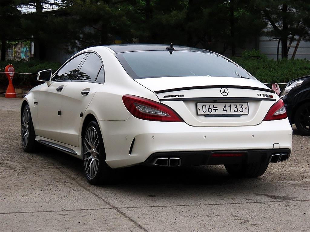 Mercedes Benz CLS Class - Vista 3